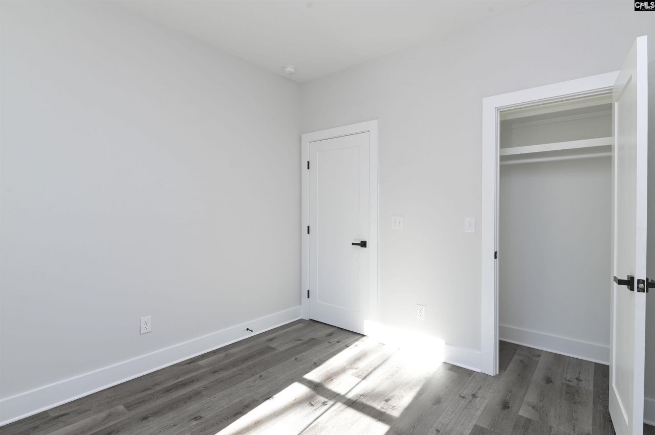 29 Lands End Lane Photo 41