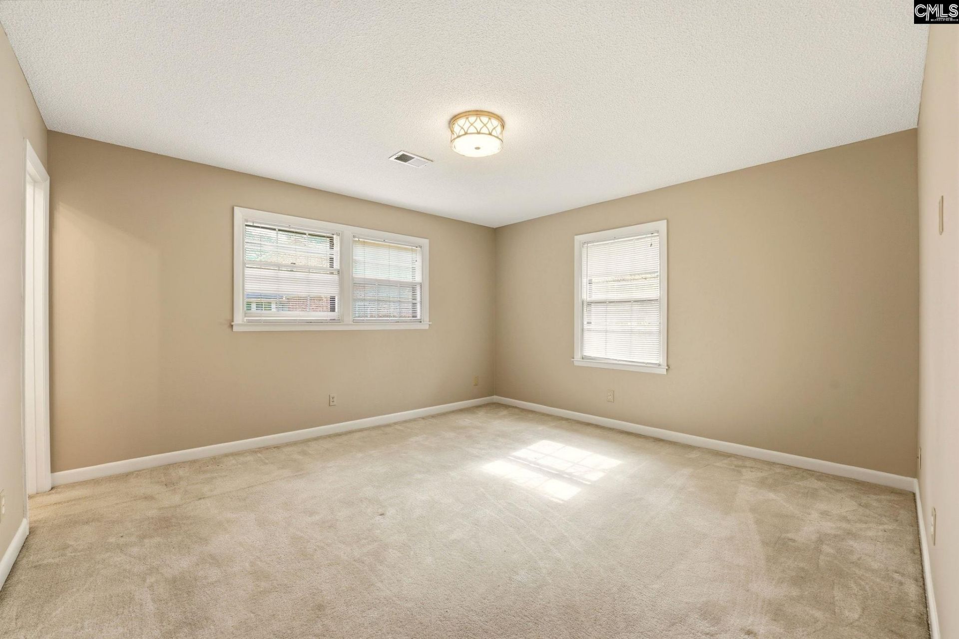 167 Jefferson Place Photo 26