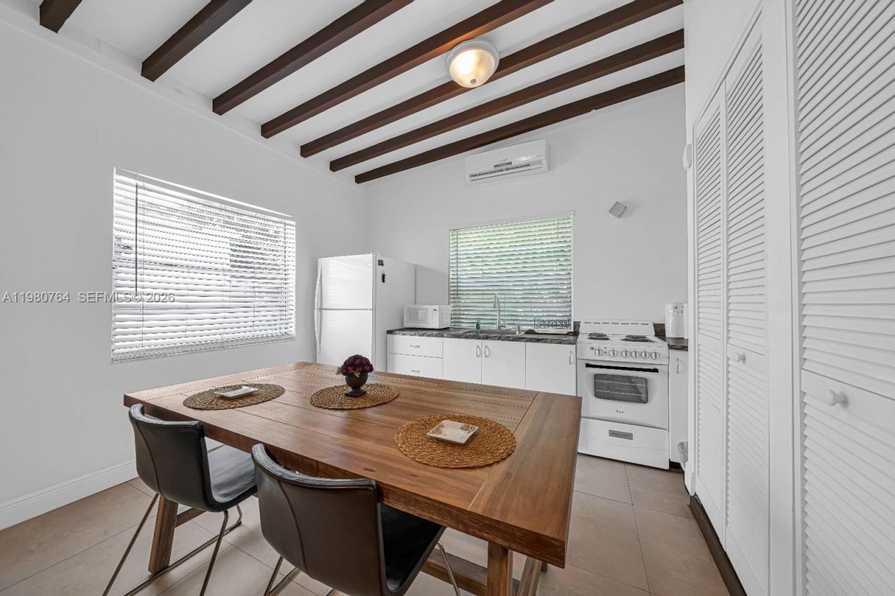 1044 SW 13th Ct , Unit 2, Miami, FL 33135 Photo