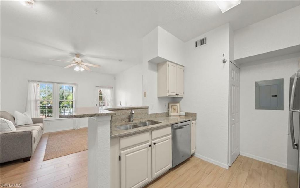 23500 Walden Center Dr, Unit 206, Estero, FL 34134 Photo