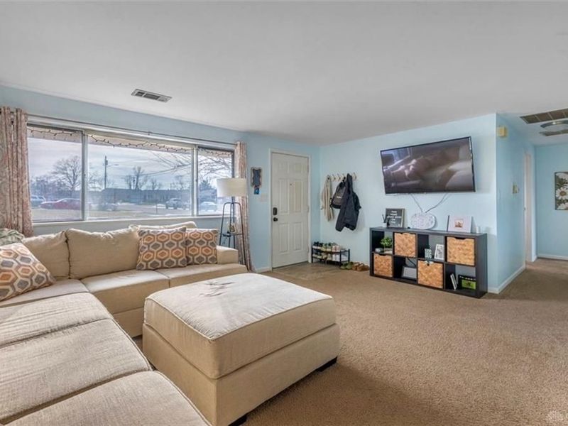 10 Monroe Road, Lebanon, OH 45036 Photo 2