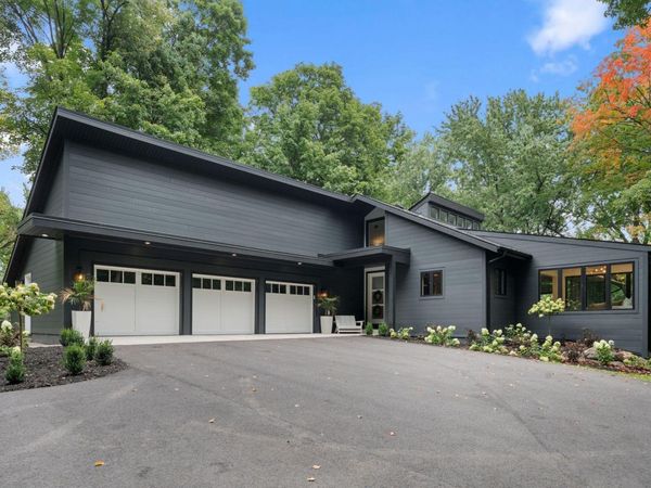 3 Crescent Street , Minnetonka Beach, MN 55391
