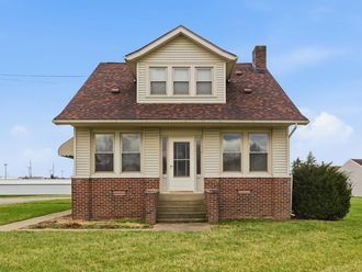 822 Park Ave E Mansfield, OH 44905