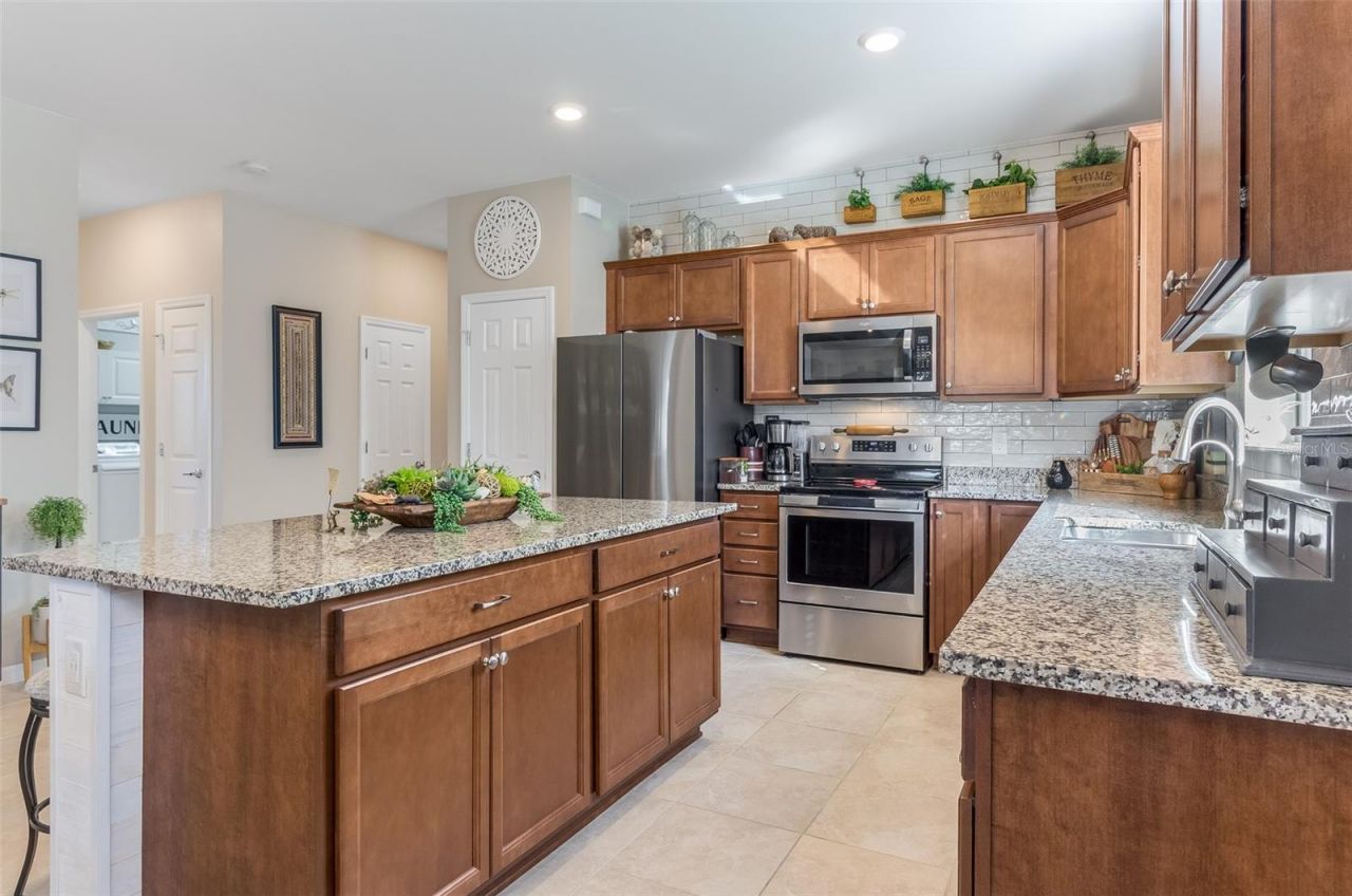 2647 Marton Oak Boulevard , North Port, FL 34289 Photo