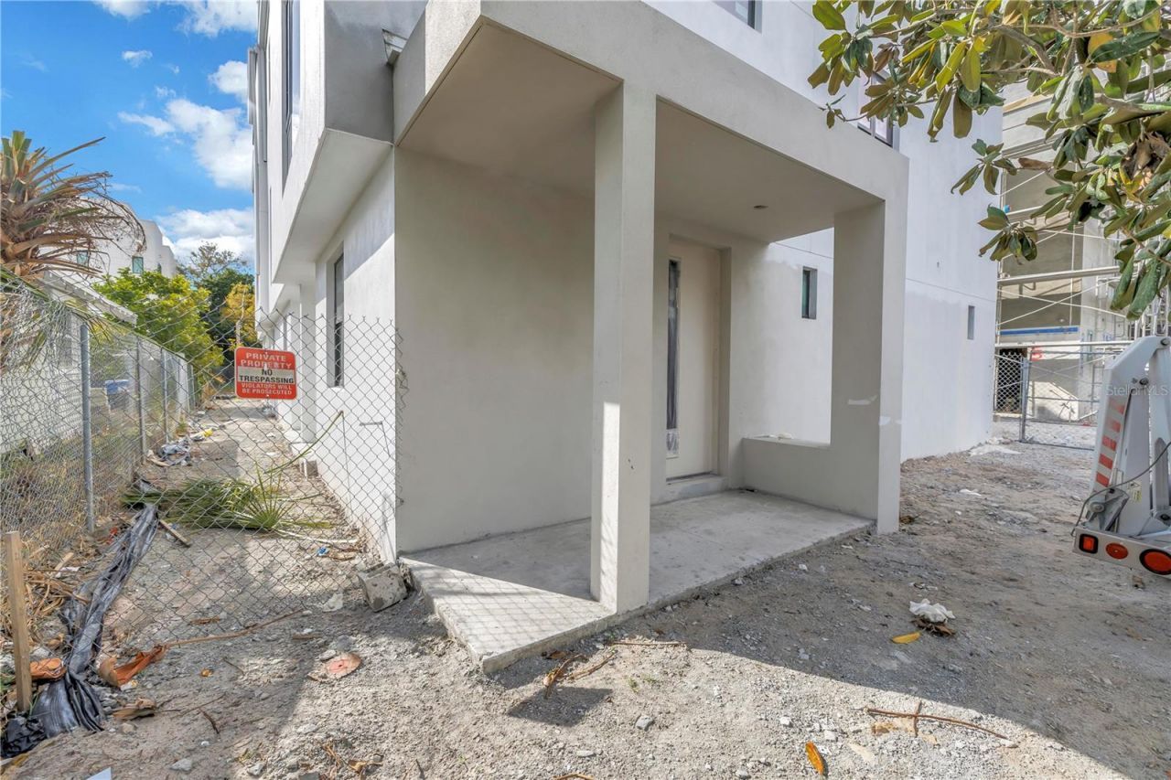 364 14th Street N, Unit 1, Saint Petersburg, FL 33705 Photo