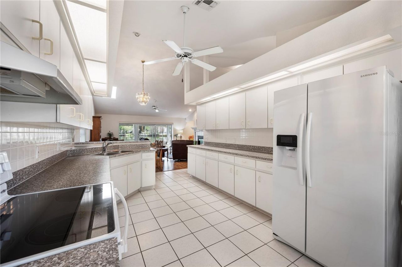 725 Peninsular Drive, Lakeland, FL 33813 Photo