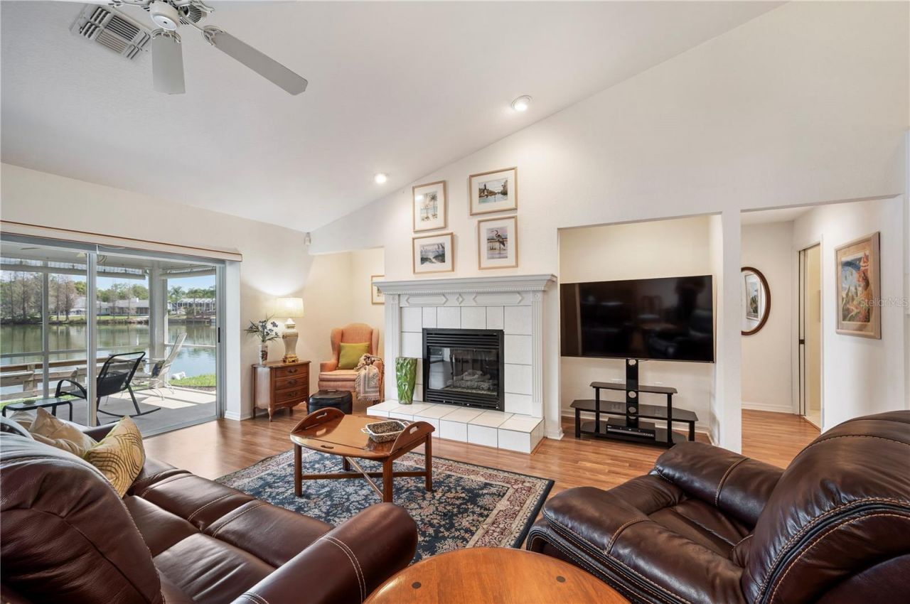 725 Peninsular Drive, Lakeland, FL 33813 Photo