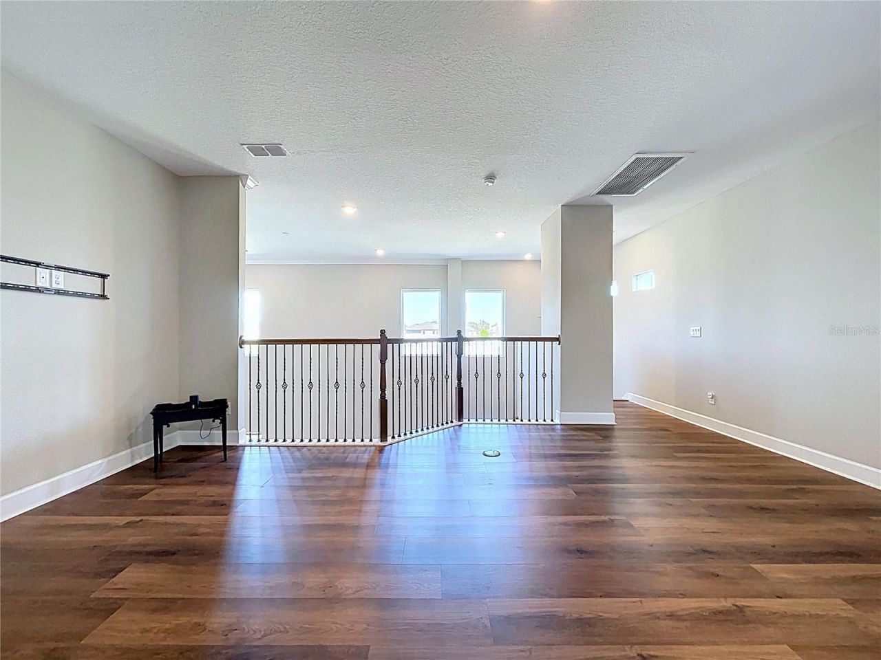 747 Cajeput Loop, Tarpon Springs, FL 34689 Photo