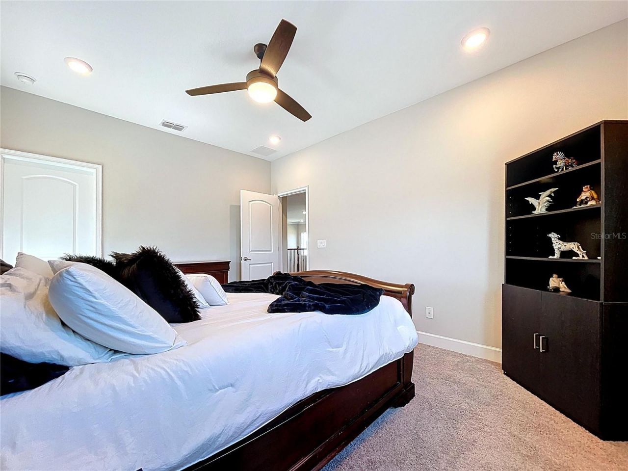 747 Cajeput Loop, Tarpon Springs, FL 34689 Photo