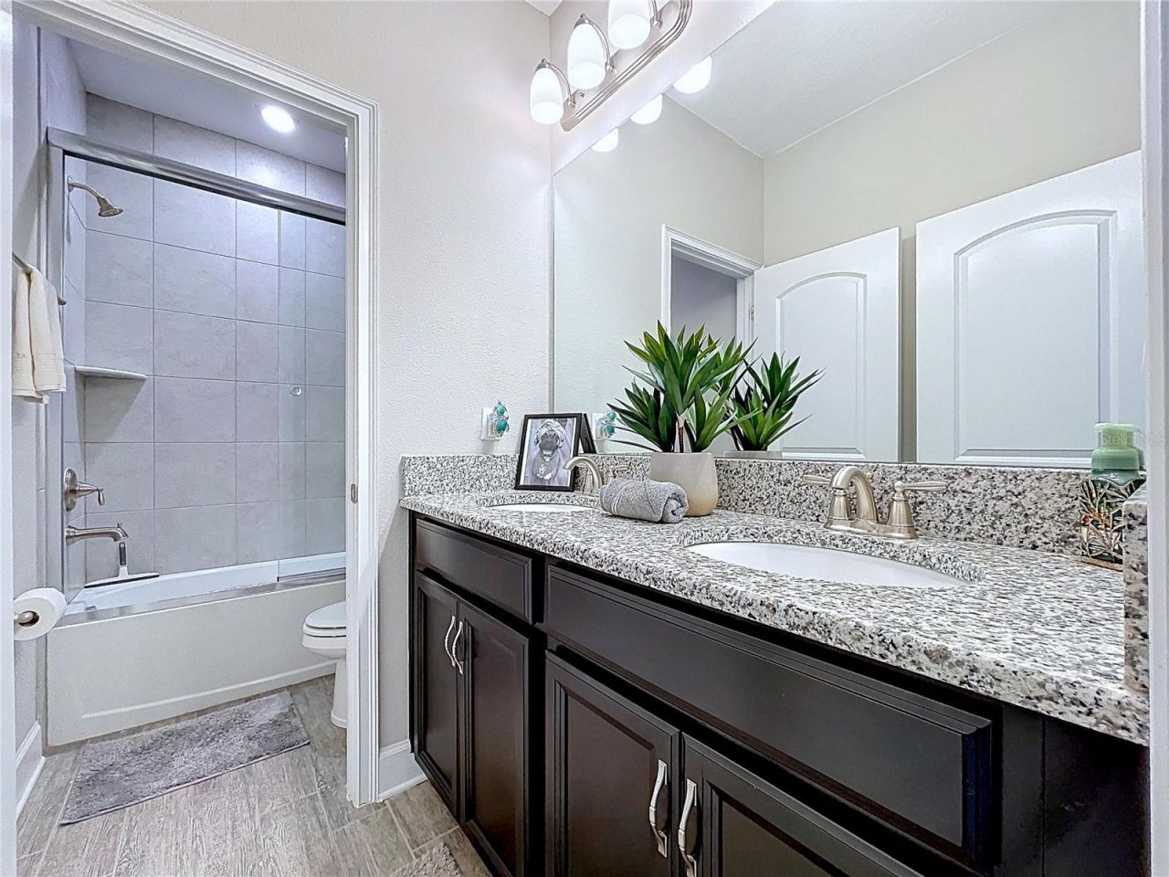 747 Cajeput Loop, Tarpon Springs, FL 34689 Photo