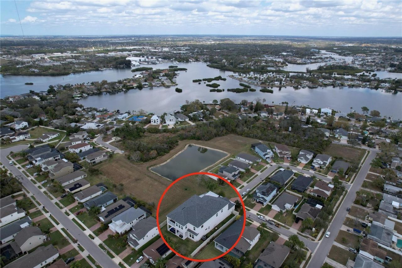 747 Cajeput Loop, Tarpon Springs, FL 34689 Photo