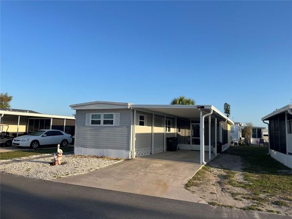 712 LOCARNO DRIVE , VENICE, FL 34285