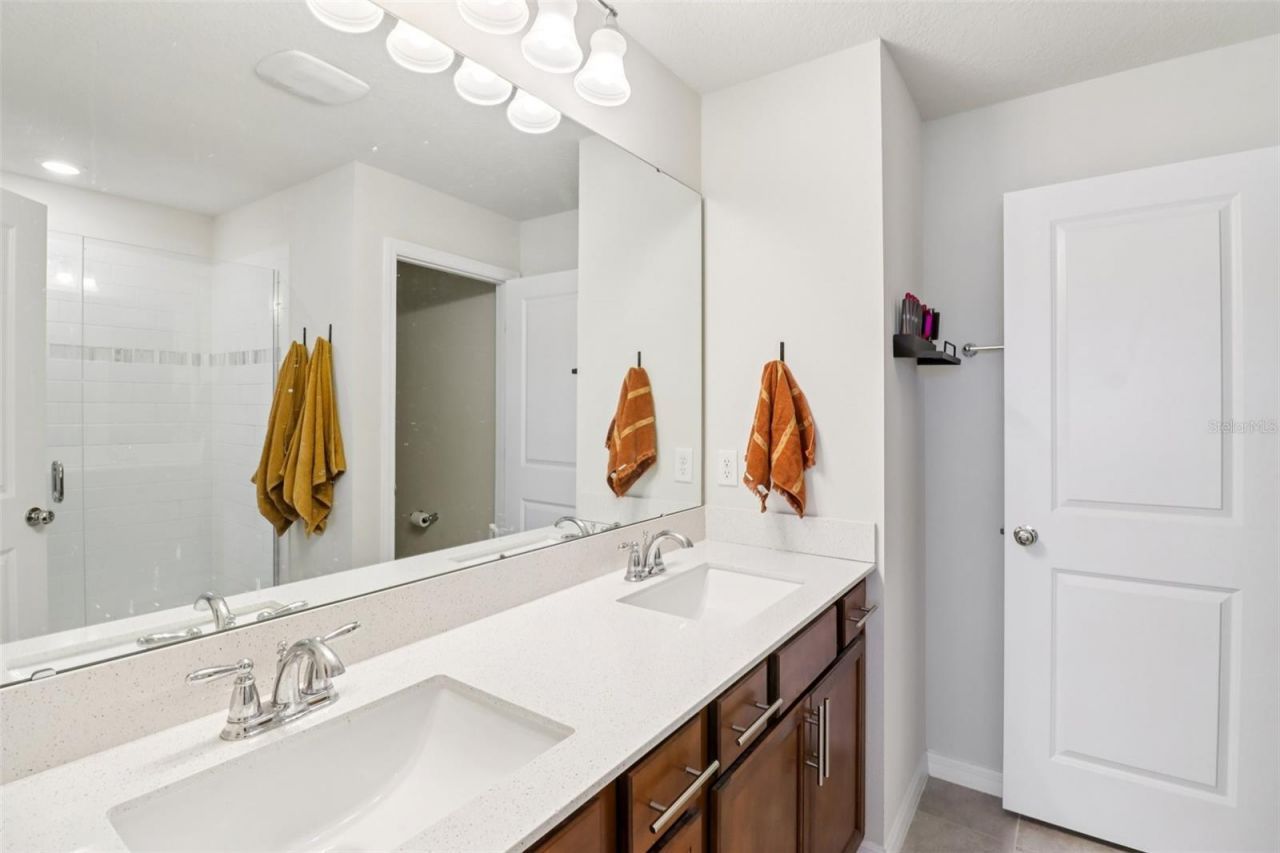 5217 Sapling Sprout Drive , Orlando, FL 32829 Photo