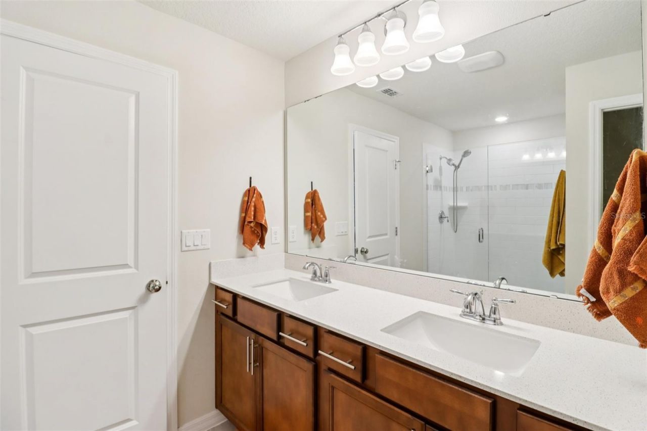 5217 Sapling Sprout Drive , Orlando, FL 32829 Photo