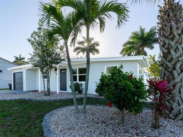 927 W OLYMPIA AVENUE , PUNTA GORDA, FL 33950