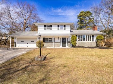 96 Flagstaff Drive, Rochester, NY 14622