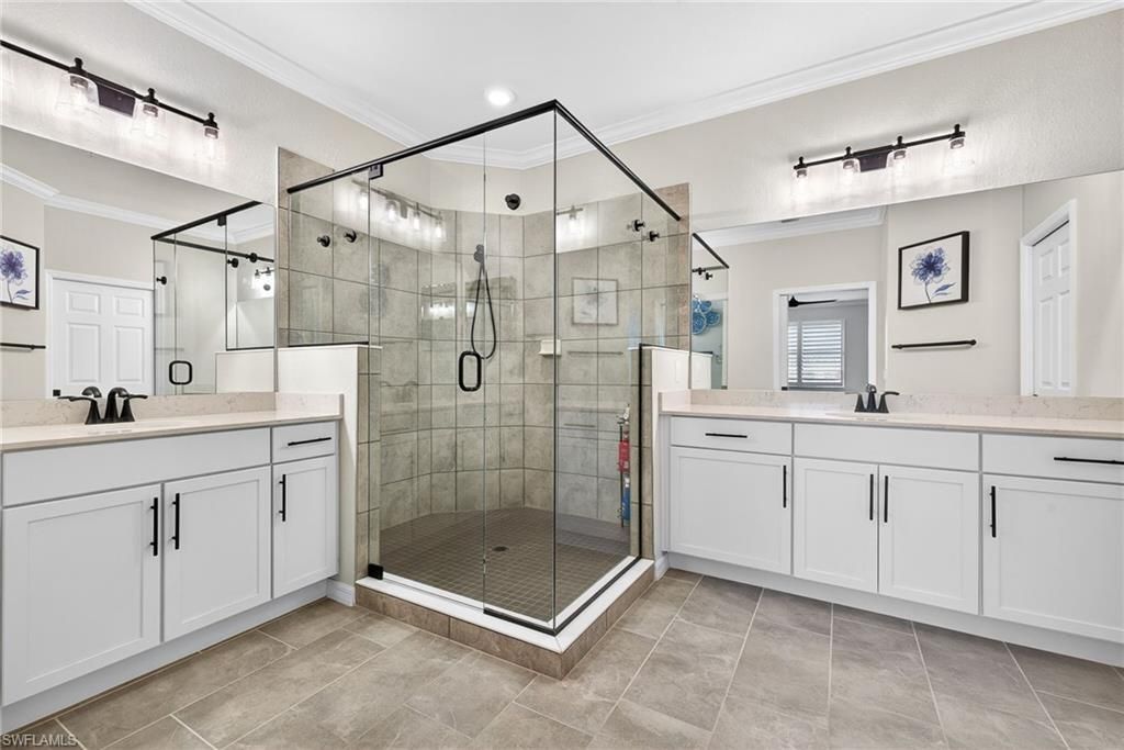 2387 Anguilla Dr , Unit 202, Naples, FL 34120 Photo