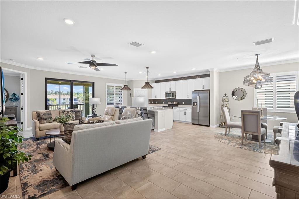 2387 Anguilla Dr , Unit 202, Naples, FL 34120 Photo