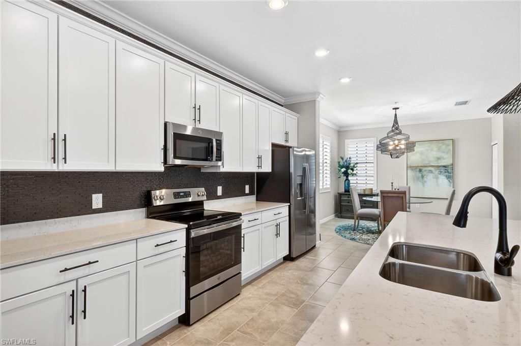 2387 Anguilla Dr , Unit 202, Naples, FL 34120 Photo