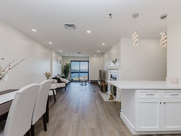 90 Quincy Shore Dr, Unit 803, Quincy, MA 02171