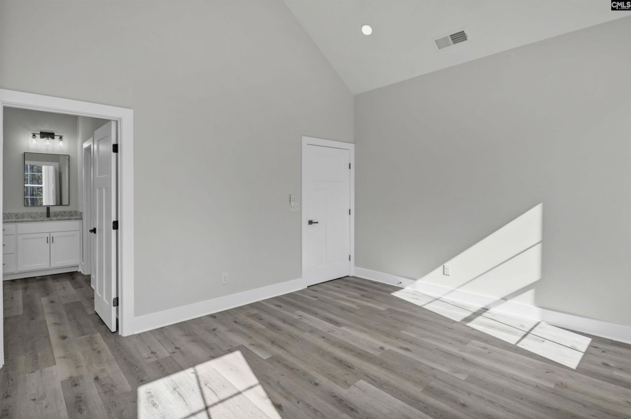 73 Lands End Lane  Photo 23