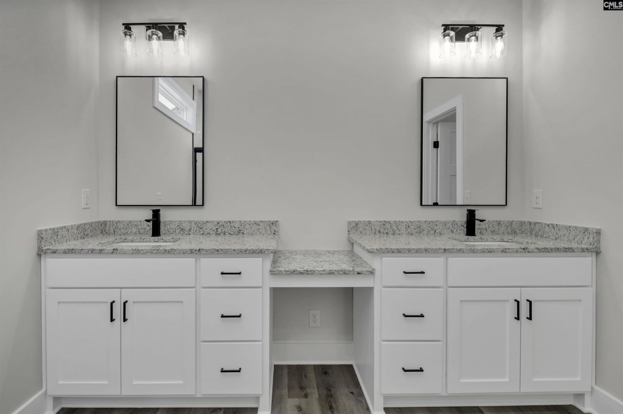 73 Lands End Lane  Photo 25