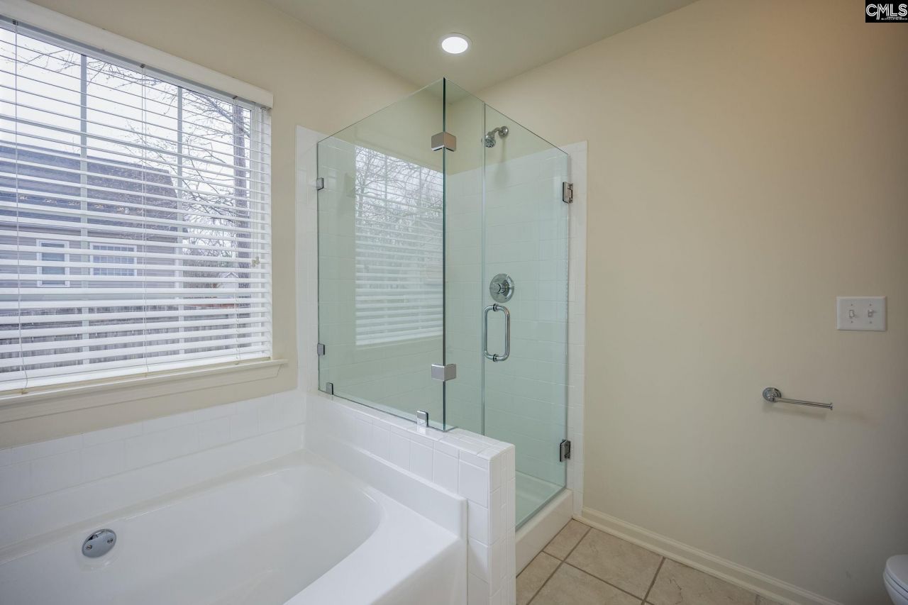 504 Ashdown Park Court Photo 38