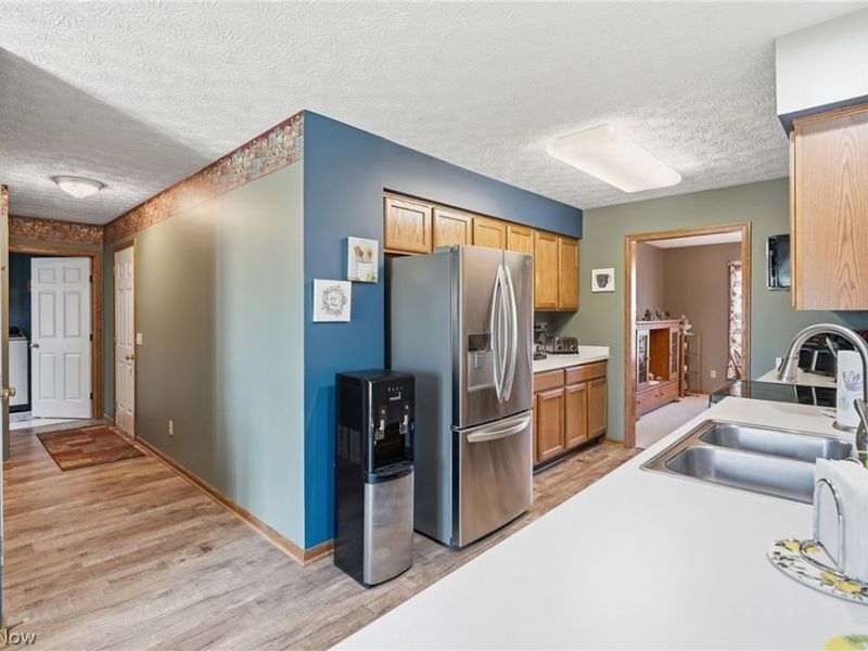 8294 Turquoise Avenue NE, Canton, OH 44721 Photo 12