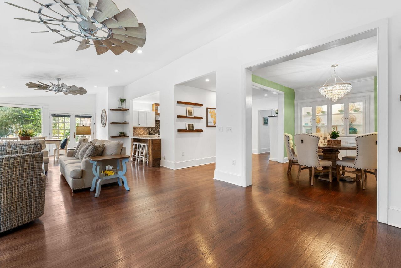 100 W Walker Drive Photo 15