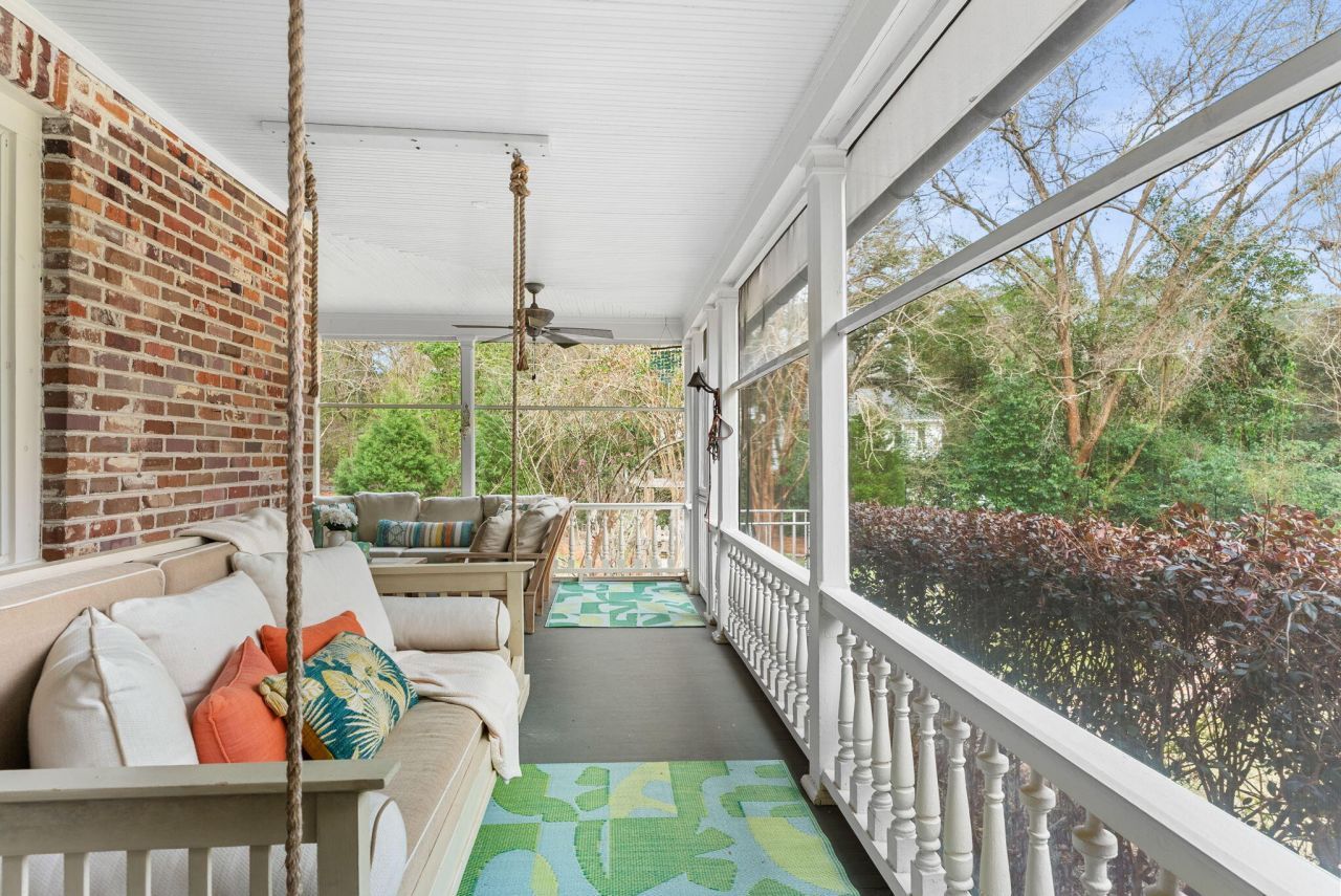 100 W Walker Drive Photo 21