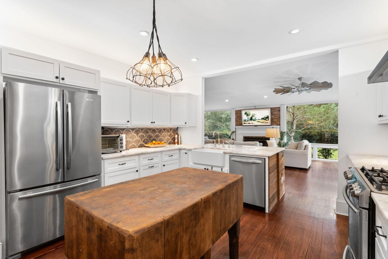 100 W Walker Drive Photo 26