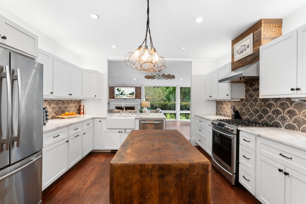 100 W Walker Drive Photo 27