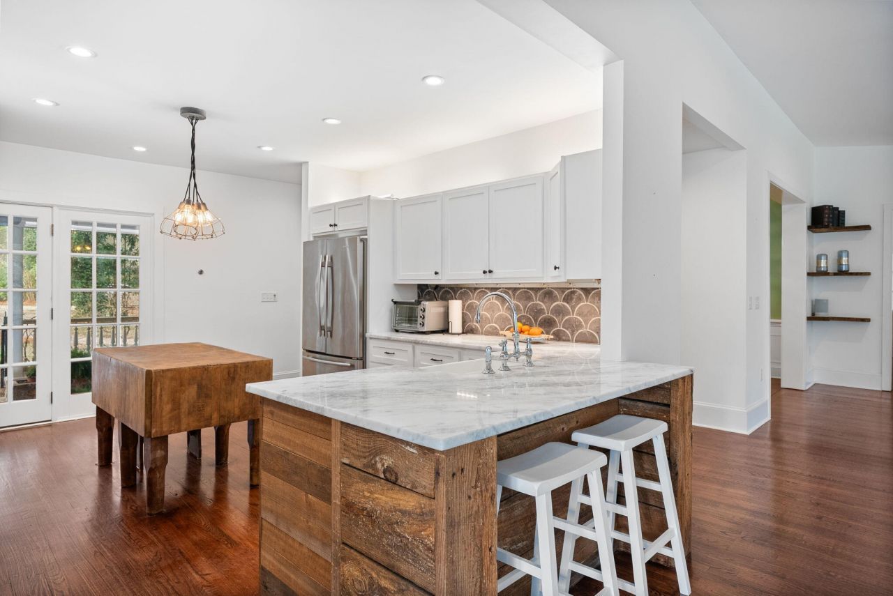 100 W Walker Drive Photo 30