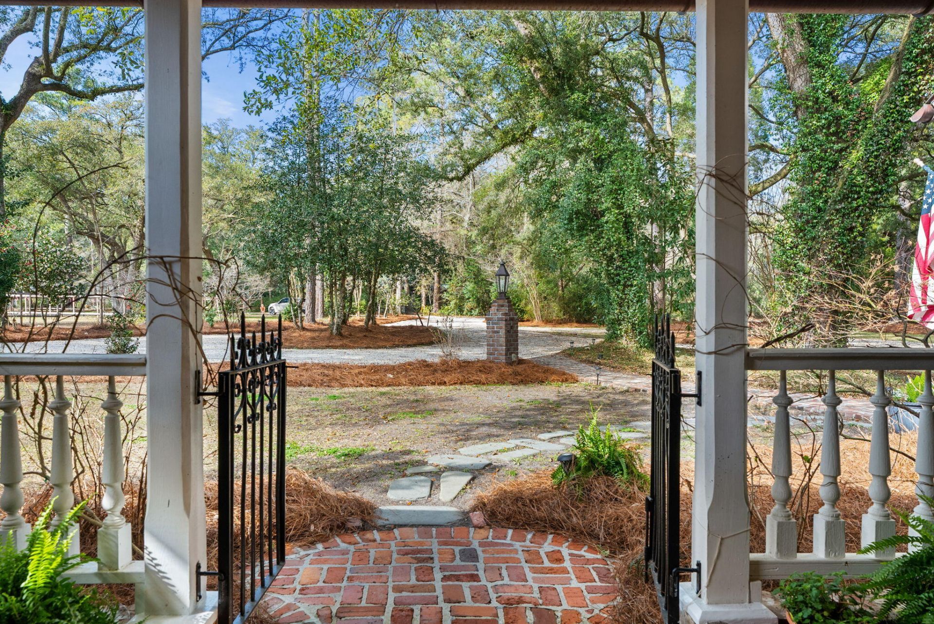100 W Walker Drive Photo 5