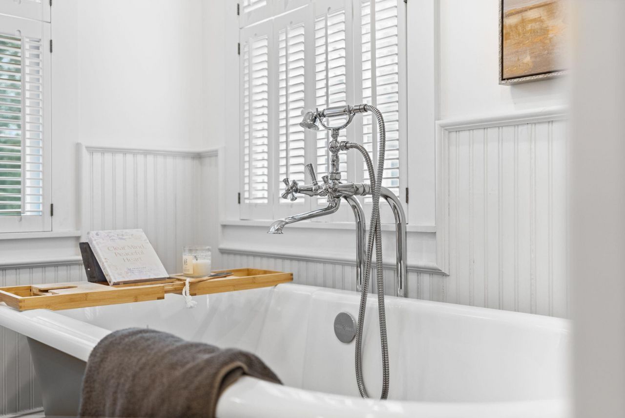 100 W Walker Drive Photo 57