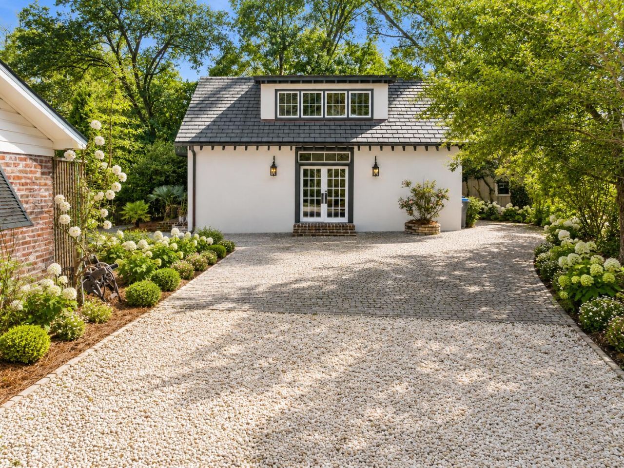 100 W Walker Drive Photo 6