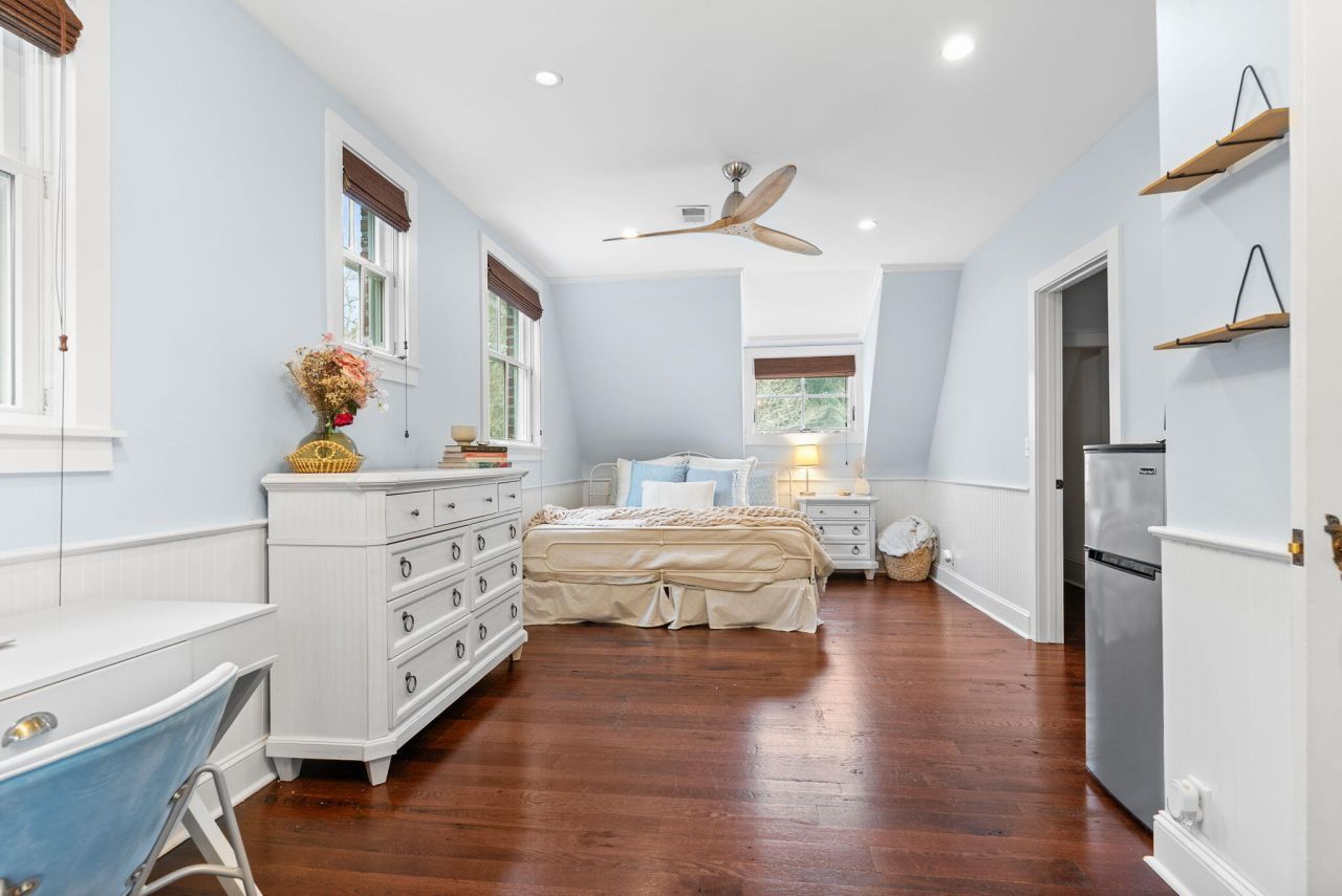 100 W Walker Drive Photo 60