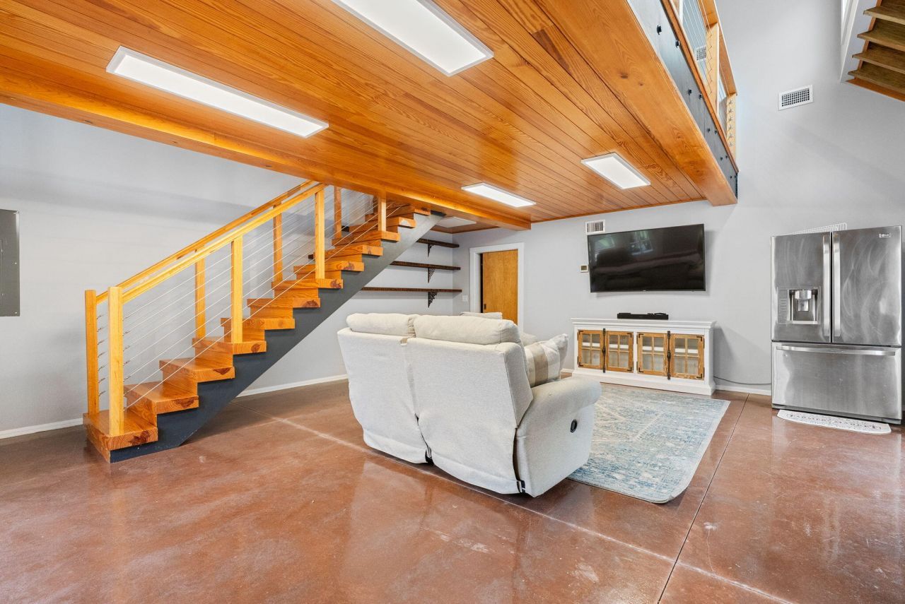 100 W Walker Drive Photo 67