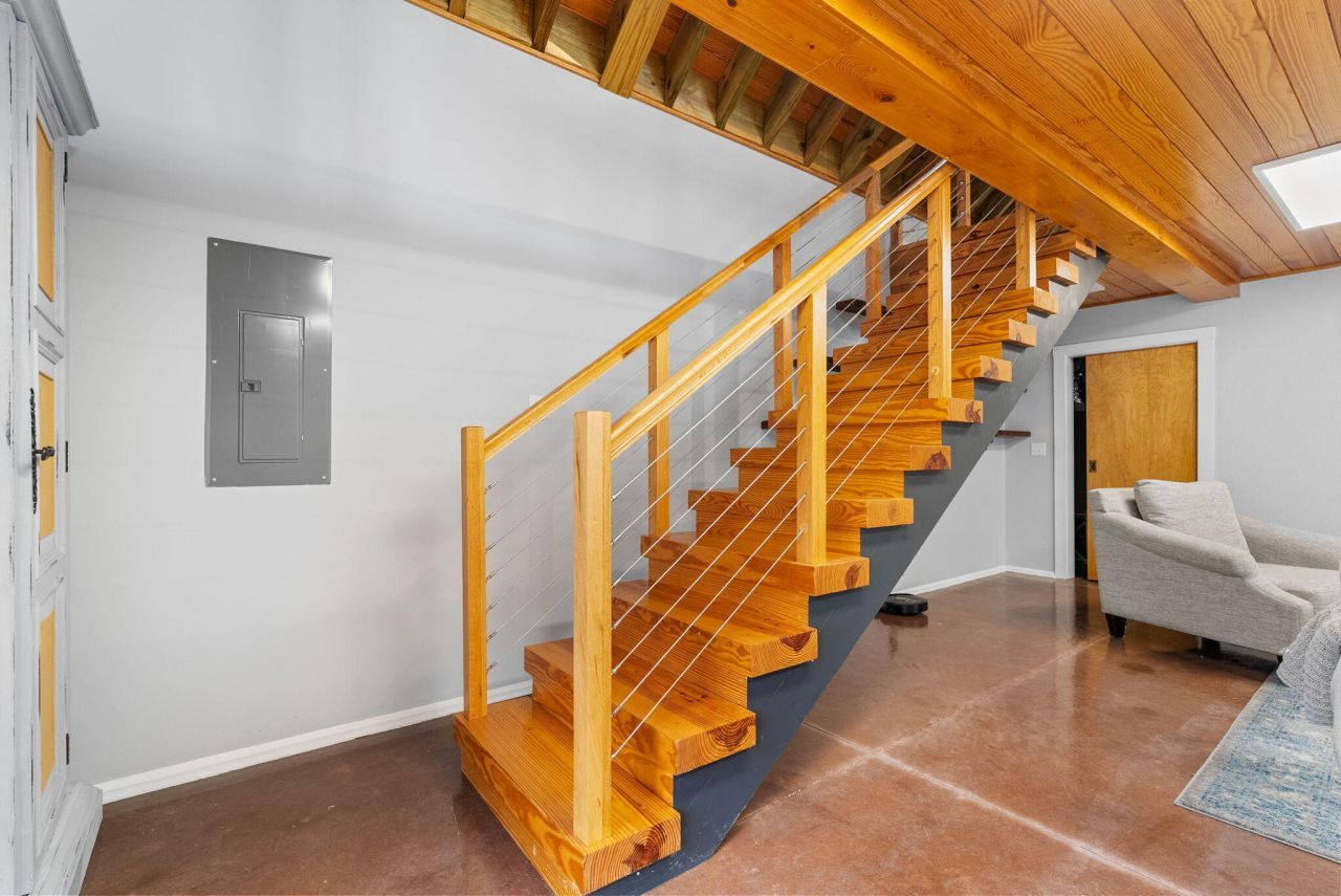 100 W Walker Drive Photo 69