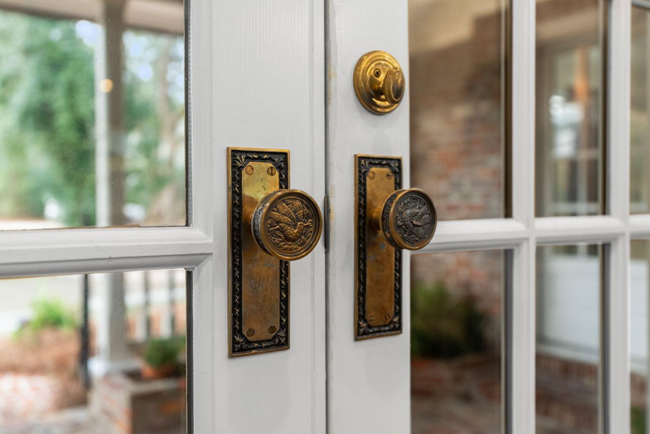 100 W Walker Drive Photo 7