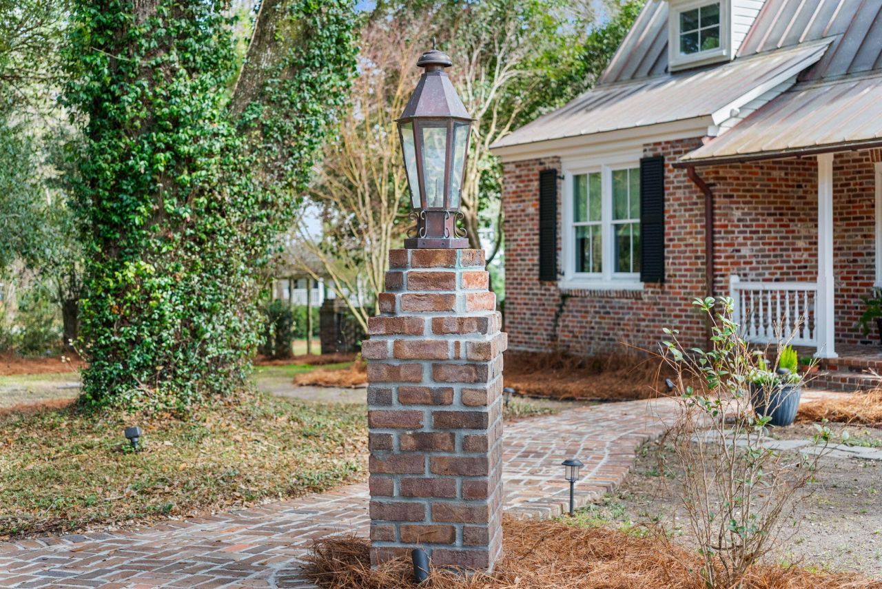 100 W Walker Drive Photo 90