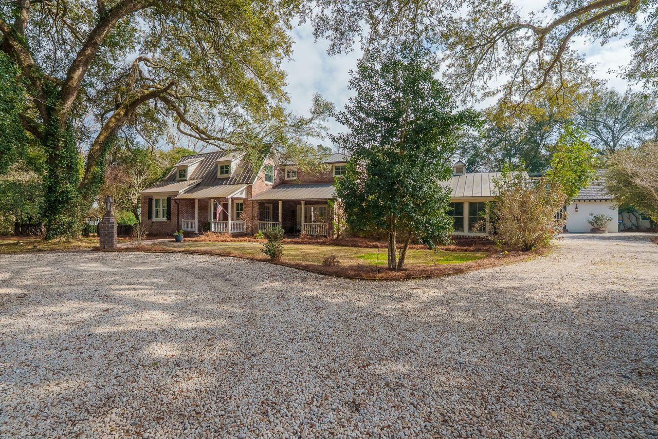 100 W Walker Drive Photo 92