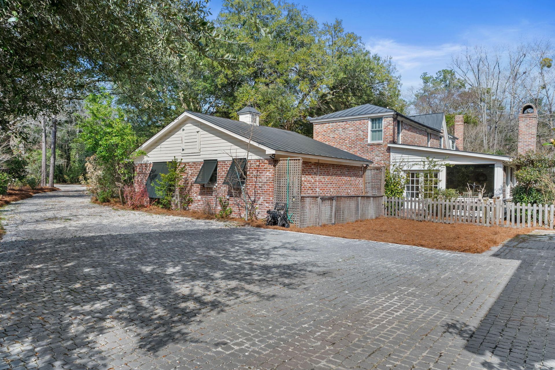 100 W Walker Drive Photo 97