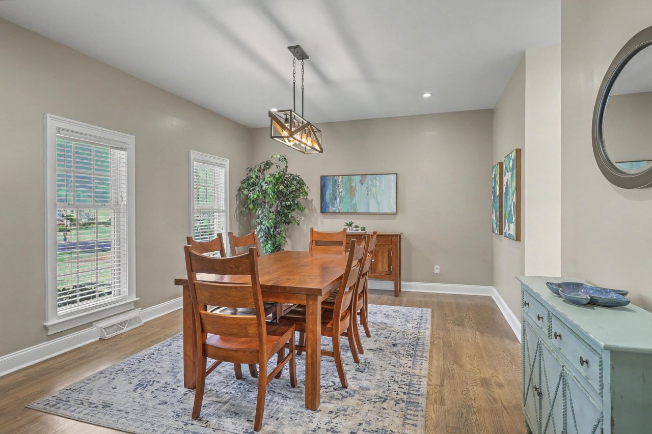 8773 Herons Walk Photo 11