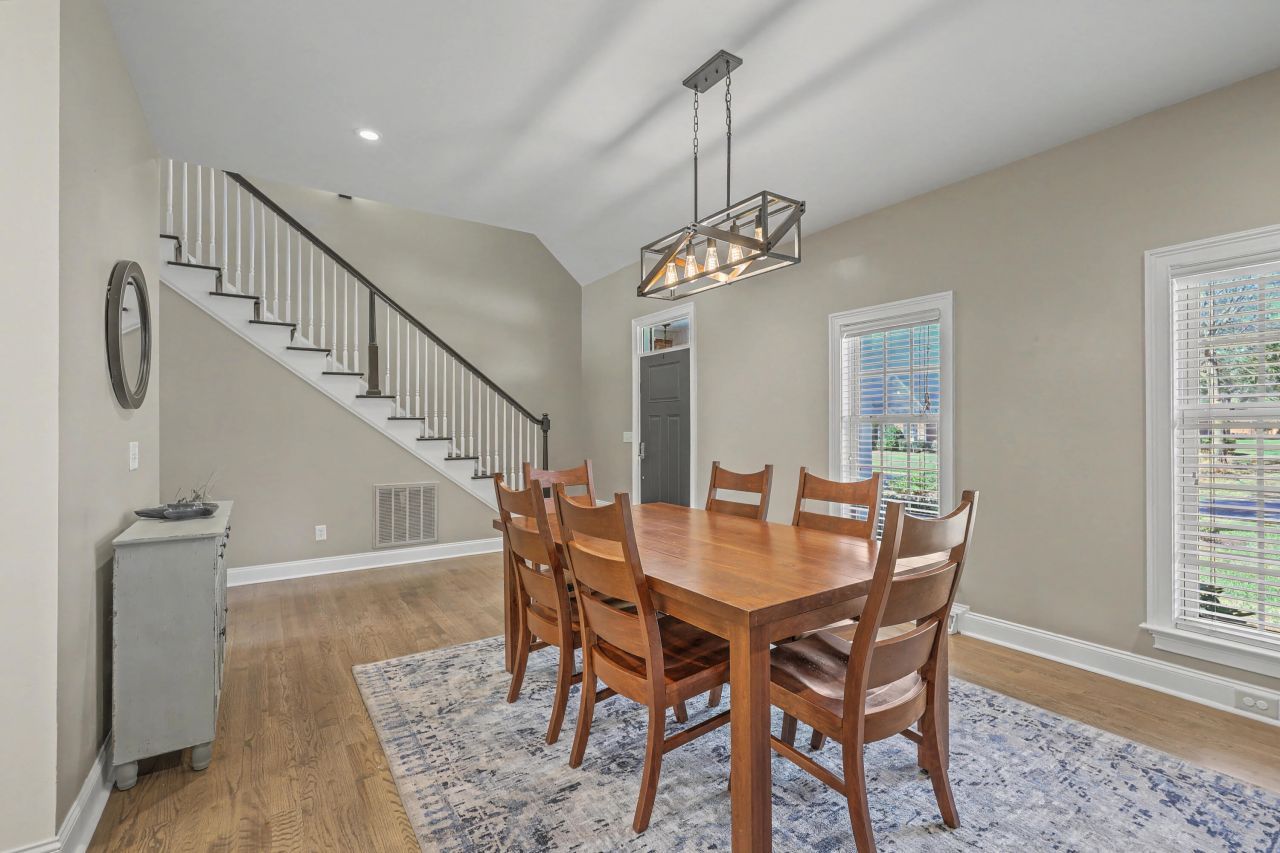 8773 Herons Walk Photo 13