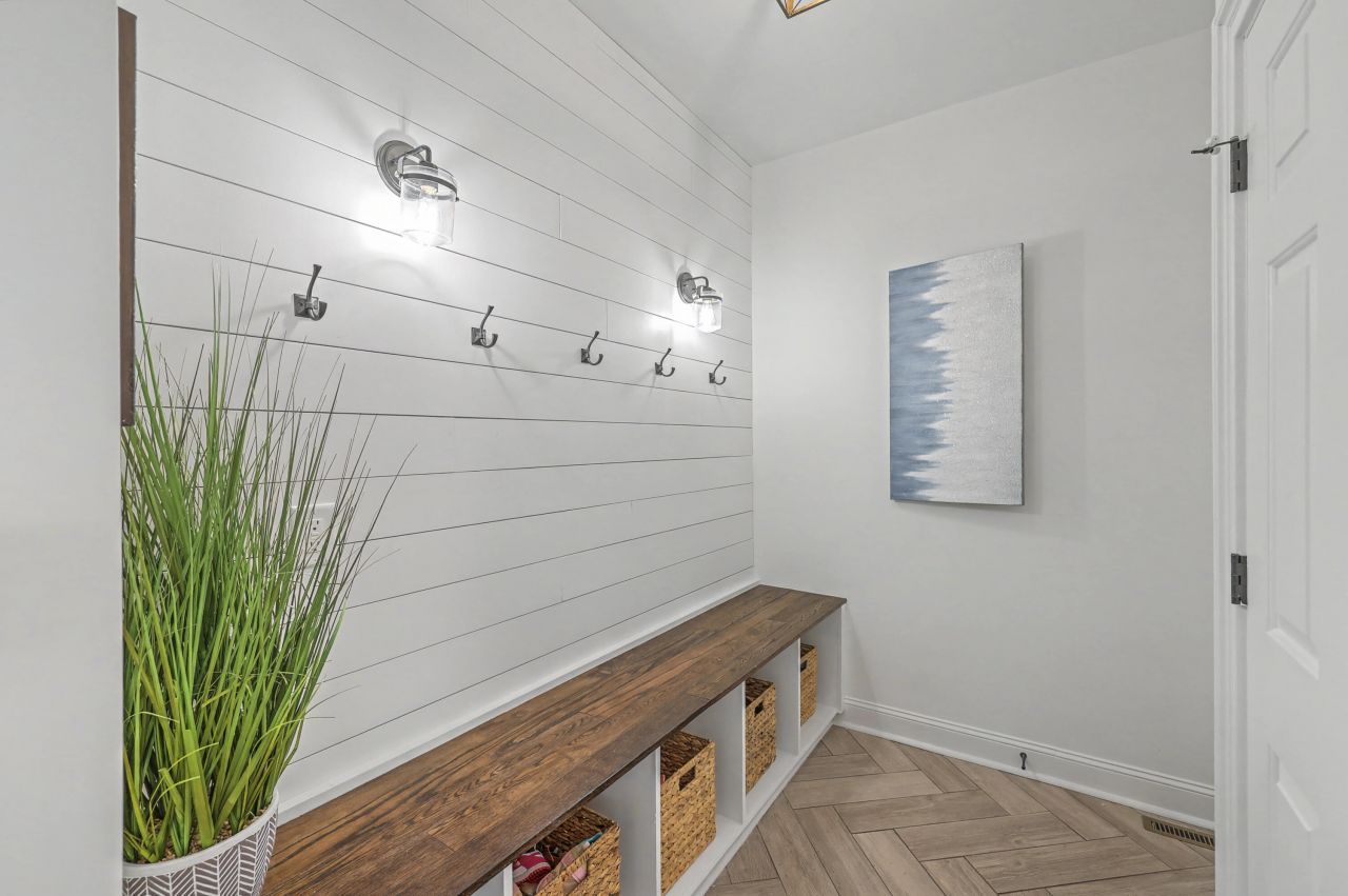 8773 Herons Walk Photo 16