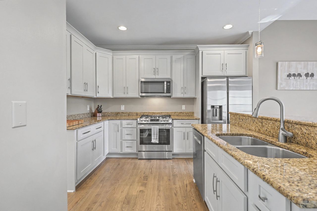 8773 Herons Walk Photo 25