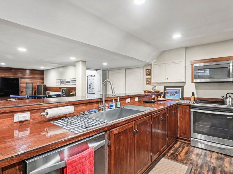 8565 Haleigh Woods Drive, Blacklick, OH 43004 Photo 11