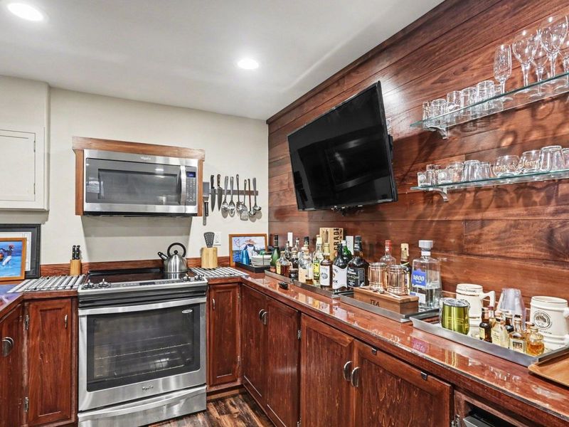 8565 Haleigh Woods Drive, Blacklick, OH 43004 Photo 12