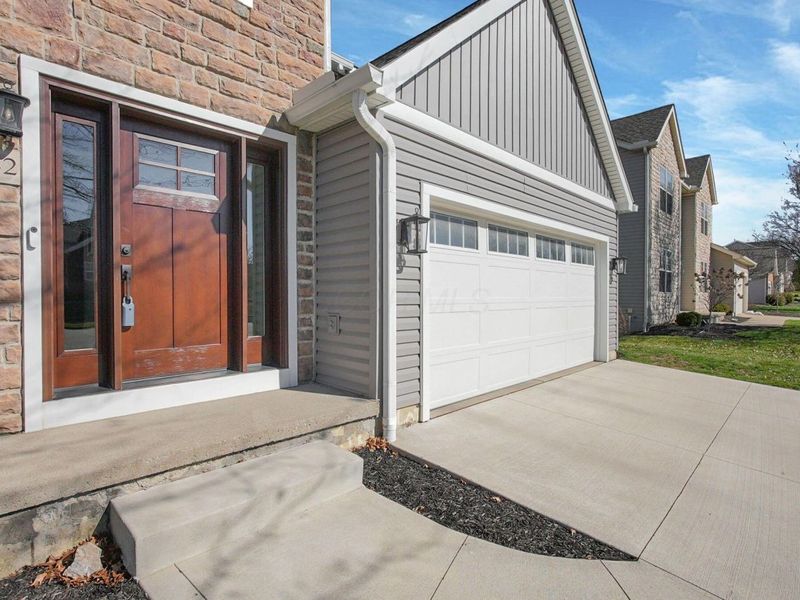 6142 El Camino Drive, Plain City, OH 43064 Photo 4